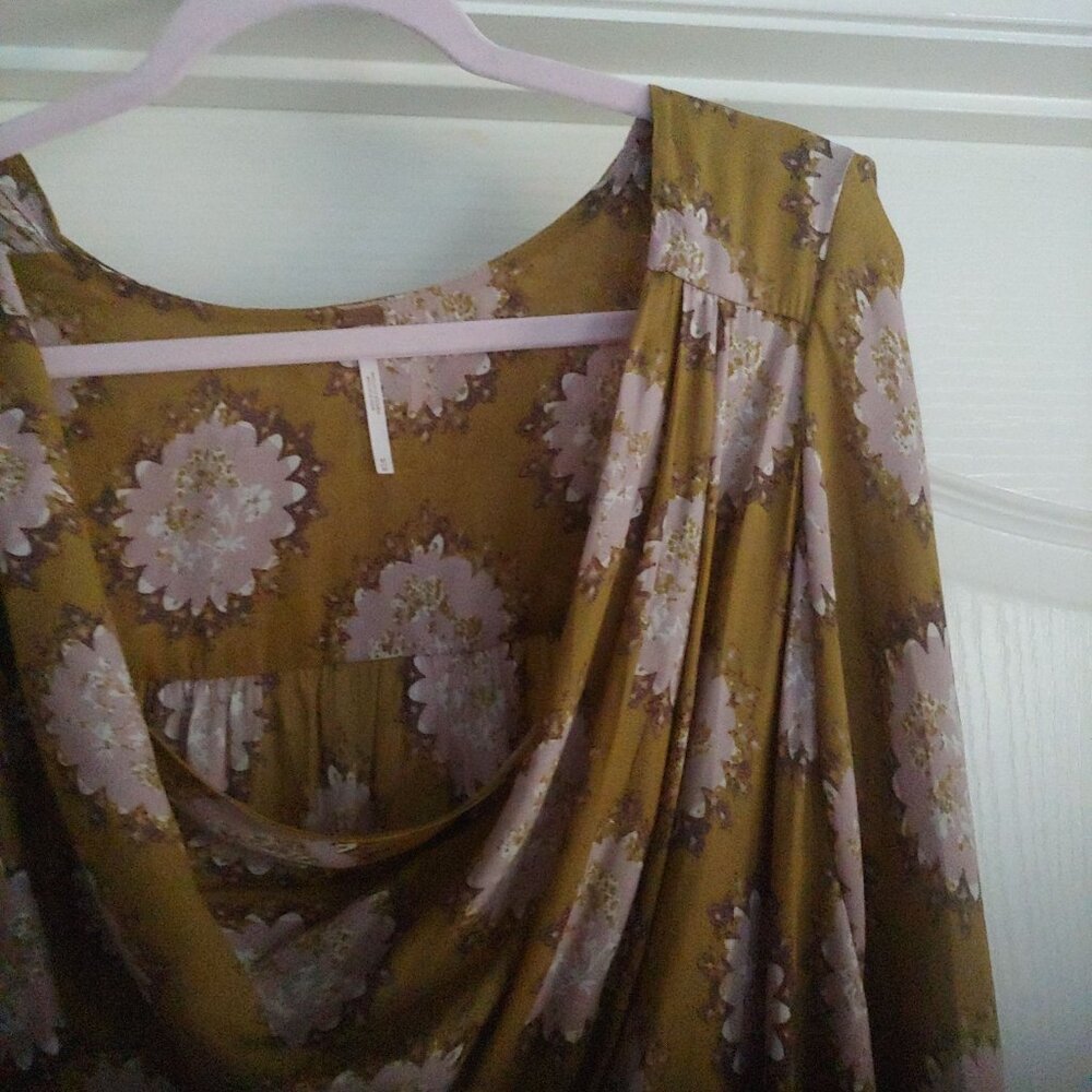 Free People Cowling Around Goldenrod Combo Flowy Boho Oversize Top M - Picture 4 of 14